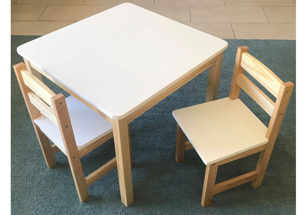 Ensemble Enfant Table Carré + 2 Chaises Bureaux Grossiste de Meubles & Électroménager à l'International 6 Ensemble Enfant Table Carré + 2 Chaises Bureaux Grossiste de Meubles & Électroménager à l'International 6