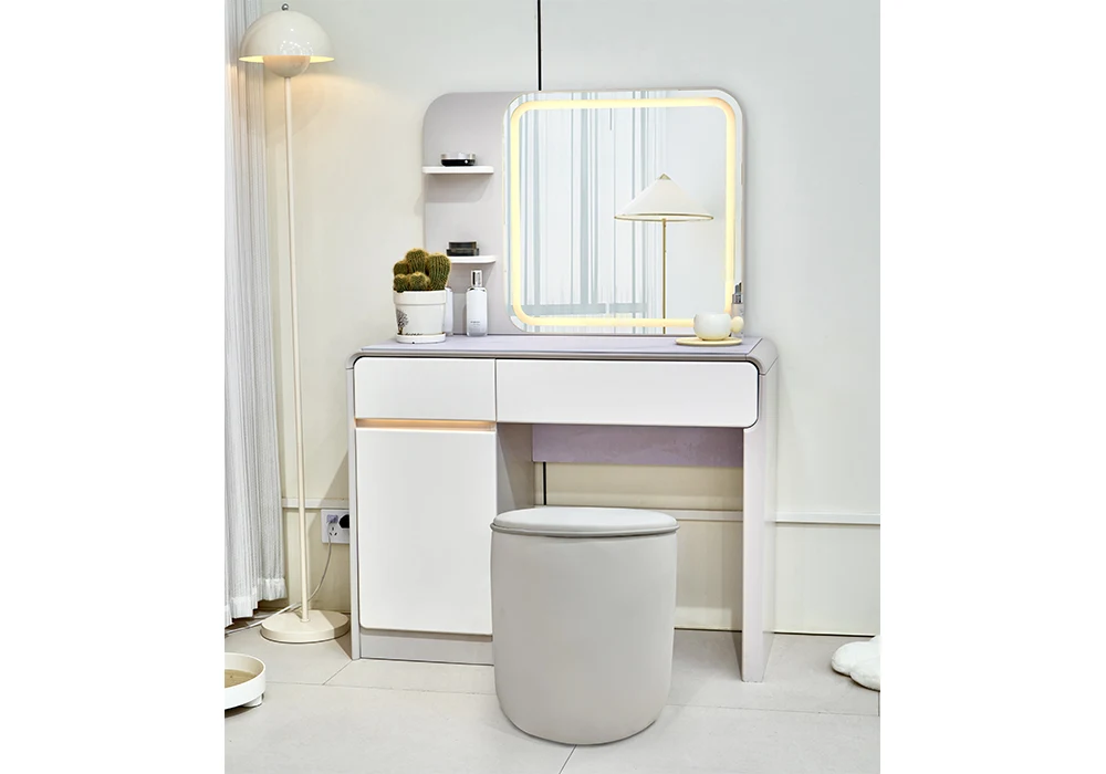Coiffeuse LED 2 Tiroirs 1 Porte avec Pouf Isabella Armoires, Commodes & Chevets Grossiste de Meubles & Électroménager à l'International 6 Coiffeuse LED 2 Tiroirs 1 Porte avec Pouf Isabella Armoires, Commodes & Chevets Grossiste de Meubles & Électroménager à l'International 6